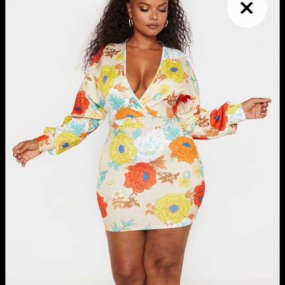 PrettyLittleThing Dresses & Skirts - PrettyLittleThing Puff Sleeve Floral Dress